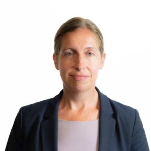 Susan Muller headshot